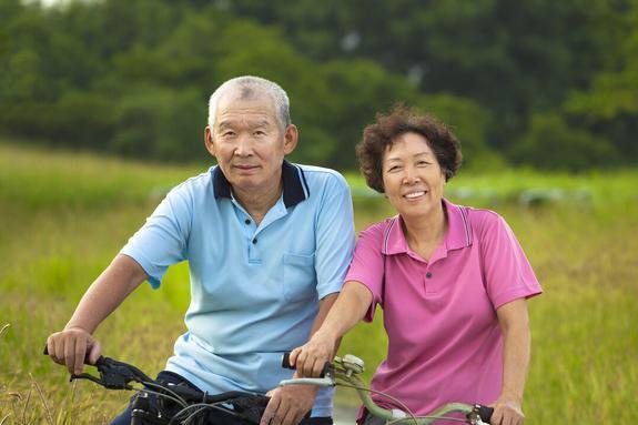 远离糖尿病，控制好血糖，医生规谏，晨起请坚持两多两少