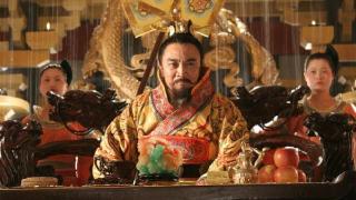 他被百姓称为海龙王的皇帝，独霸两浙十三州40年