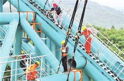 贵平高速平塘段建设如火如荼