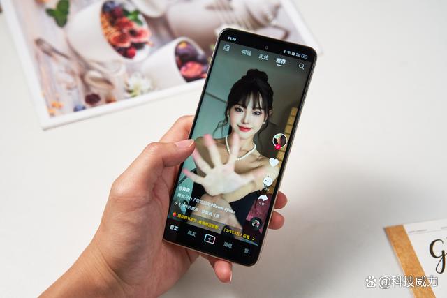 千元机也这么卷？OPPO A1真机上手，全方位满满的越级体验