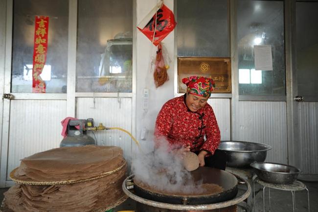 最美的风景是笑脸|山东日照：“庄户嫂”煎饼火爆全国