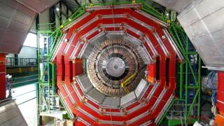 耗时10年完工领先欧洲：中国计划建造全球最大的粒子对撞机！