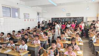 莒南县第三小学：家长进课堂 共育伴成长