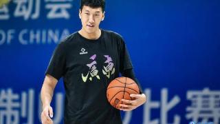 邵化谦：中国男篮集训队名单有杜润旺 他本赛季三分球命中率第一