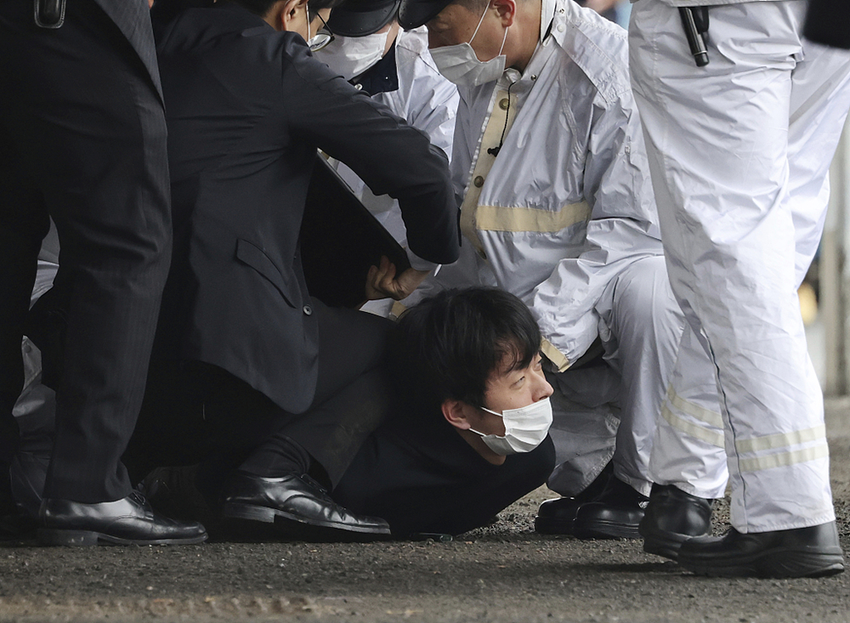 日本警方搜查袭击岸田文雄嫌疑人住所，确认无危险爆炸物