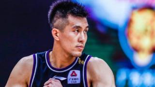 东契奇被驱逐！郭艾伦炮轰FIBA裁判不公，回忆自己痛苦的经历