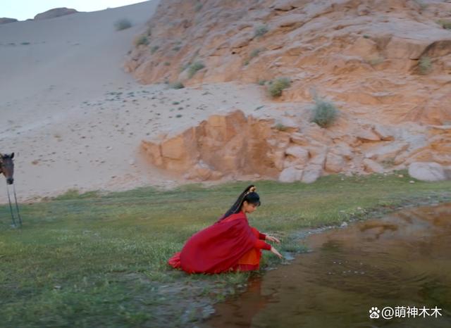 《玉骨遥》开播！肖战颜值在线原声获赞，女主任敏被嘲拖后腿