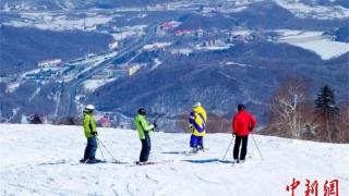 亚布力春雪节活动纷呈 为雪季“续航”一个月