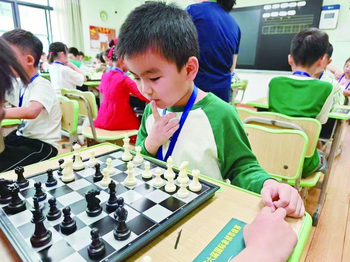 我市国际象棋等级赛落幕