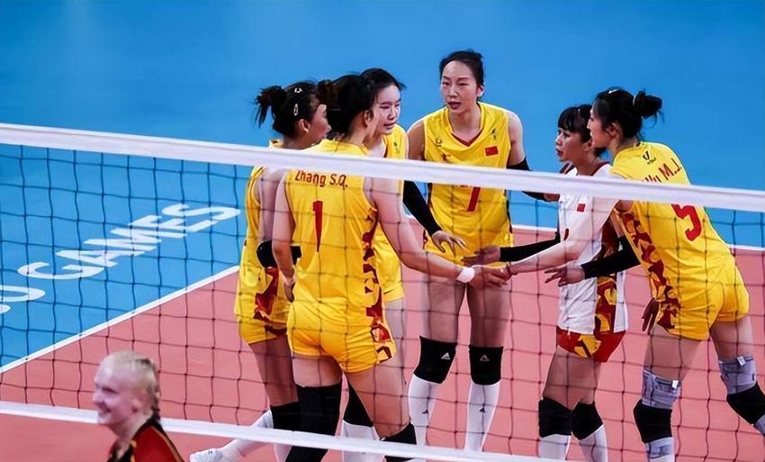 吴梦洁14分庄宇珊12分，中国女排3-0捷克晋级大运会四强