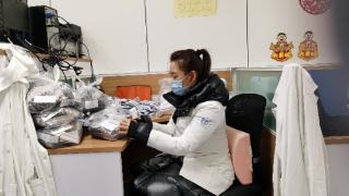 浙江：医院药师加班加点保障药品供应