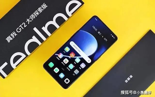 从3999元跌至2198元，12GB+5000mAh+100W，从高档市场跌至低档市场