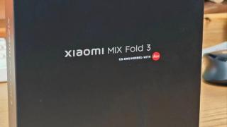 小米MIXFold3折叠屏外观曝光：徕卡四摄+皮革材质