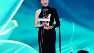 吴越拿白玉兰最佳女主角反被网暴，领奖时微表情耐人寻味，她不配吗