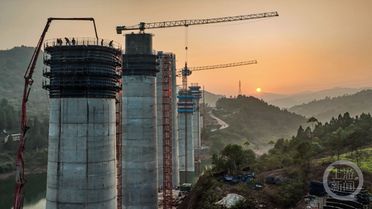 重庆丰都：渝万高铁建设有序推进