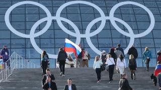 金砖国家运动会上的南非获奖者呼吁允许俄罗斯运动员参加比赛