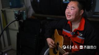 轮胎店里的“明星歌手”，烟台小伙郭小琳唱响生活与梦想的双重奏