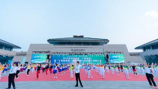舞起来“郑”精彩 登封广场舞大赛500多名选手争夺郑州市广场舞选拔赛门票