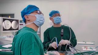脊柱微创再添新利器——泰安市中医医院骨伤三科（脊柱外科）成功开展单孔分体内镜技术（OSE）