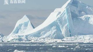 英国科考员拍到移动冰山