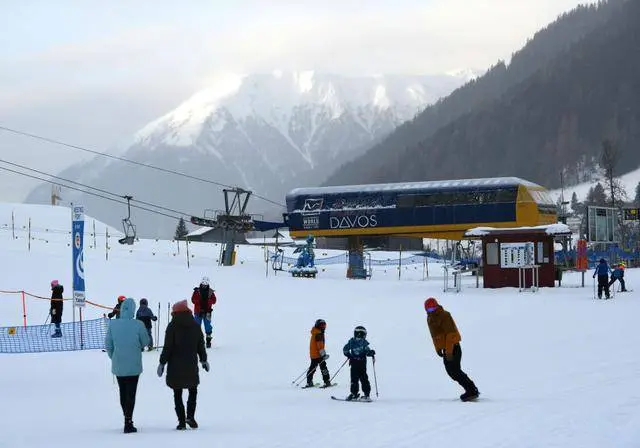 太缺雪？滑雪旅游业面临生存困境