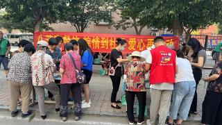 济宁高新区柳行街道崇文社区开展迎端午包粽子活动