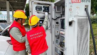 全年将建成2263个充电桩！湖北荆州供电公司为新能源车护航