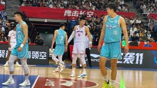 杨瀚森10+9+7准三双：大V赞灵性十足 NBA模拟选秀快船44号签选他