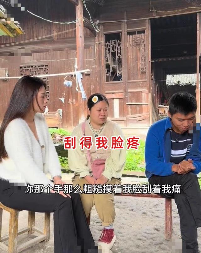 男子相亲，却被二婚女子一脸嫌弃，男子发飙：我高攀不起！