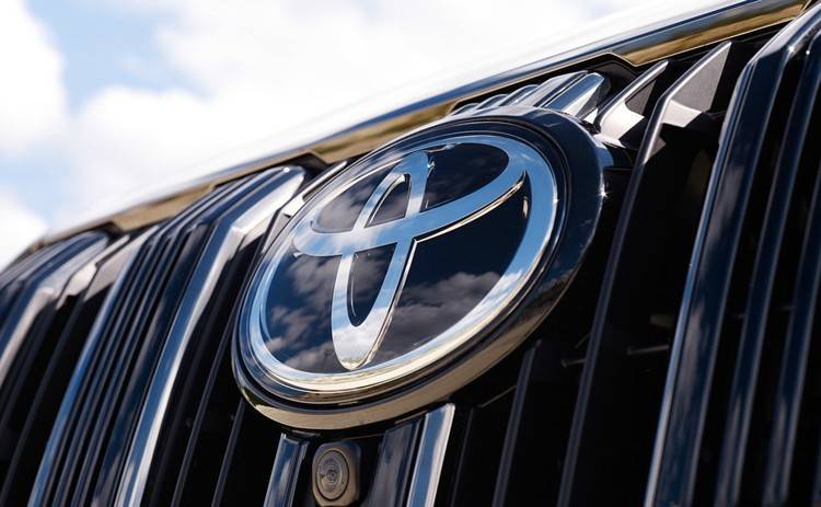 新一代丰田普拉多将于今年底首发，搭载混动系统