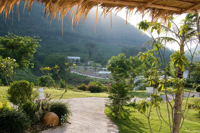 海南白沙县邦溪旅游风情小镇，神鳌岭风光