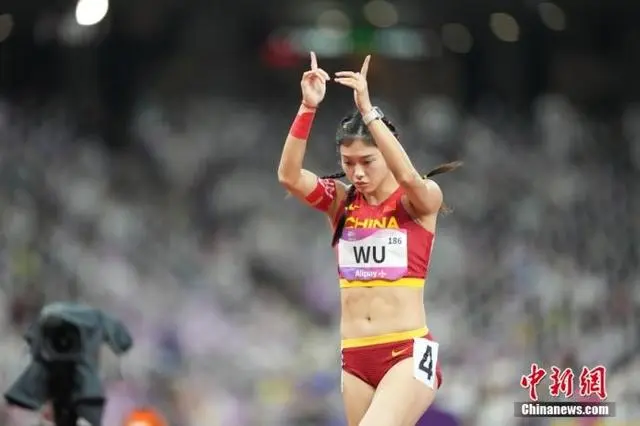 全国田径冠军赛女子100米栏吴艳妮夺冠，创个人最好成绩