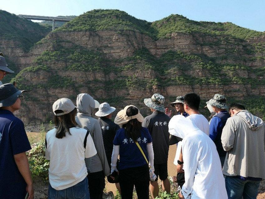 长大学子三下乡：加强水土保持，助力流域发展