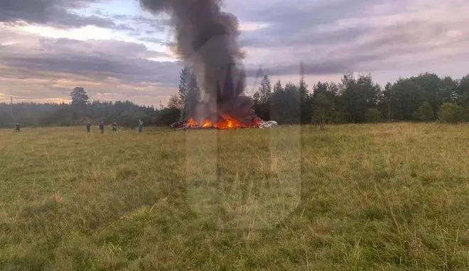 失败的叛乱两个月后，普里戈任坠机身亡