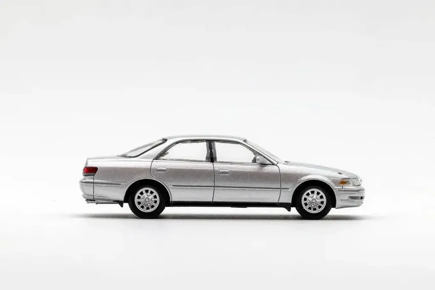 TLV的又一冷门刷色产品，八代Toyota Mark II试玩