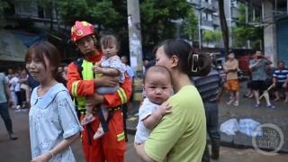 直击垫江救援 | 转移5000受灾群众 两名婴儿被安全救出