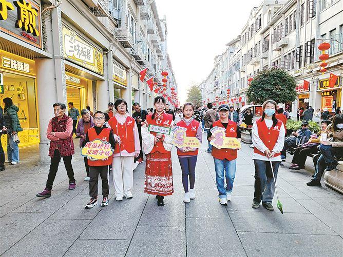 传播文明旅游新风尚 春节期间市民游客共同营造文明旅游环境