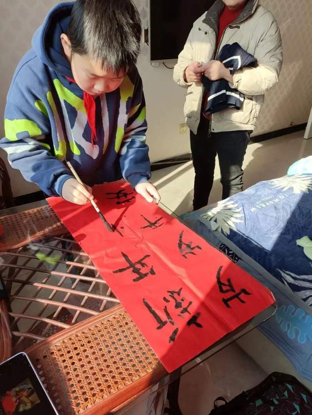 奋发“兔”强 喜迎新春 ——海安市开发区实验学校迎新年系列活动