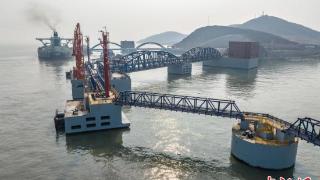 山东港口烟台港再添一座30万吨级原油码头