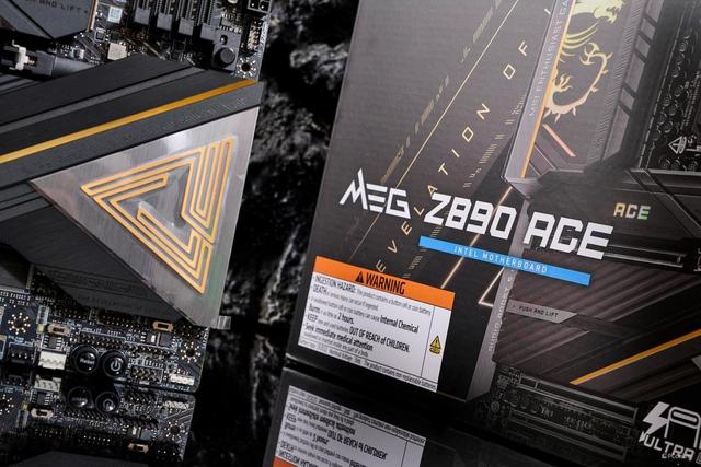 微星MEG Z890 ACE战神主板开箱