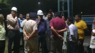 印度拉贾斯坦邦一矿井电梯坠落 至少14人被困