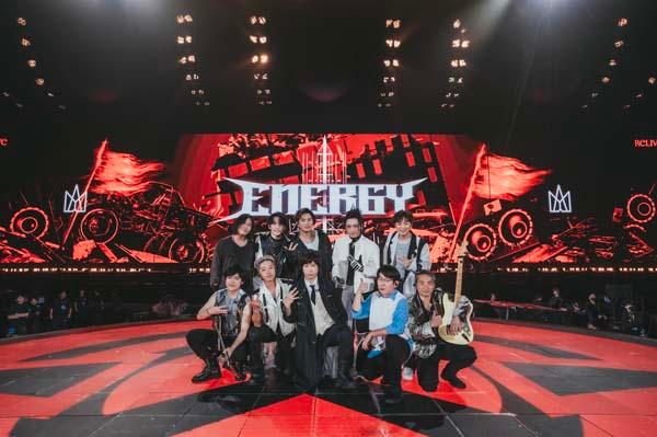 五月天《回到那一天》上海演唱会　与20年前“头号劲敌”Energy〈二次西游〉