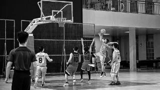 博白农信社举办篮球比赛