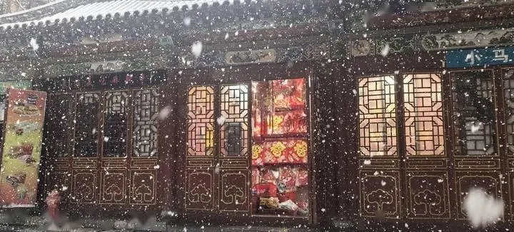 雪经济火热，雪球夹一天卖出3000多个