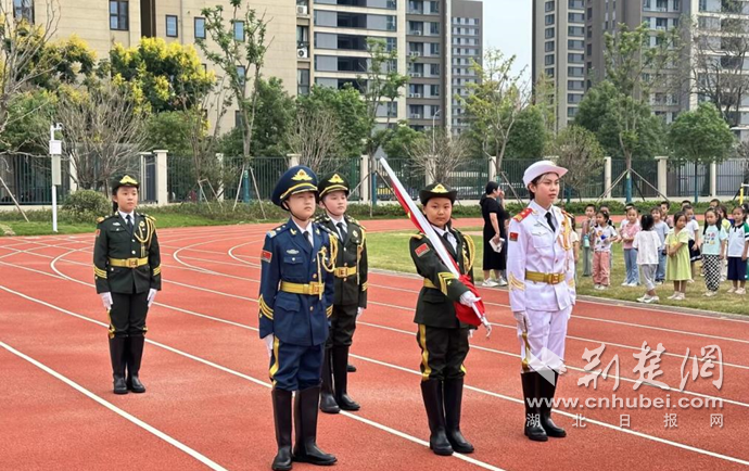 柏景湾小学擦亮国防教育名片 把好“清廉”第一关