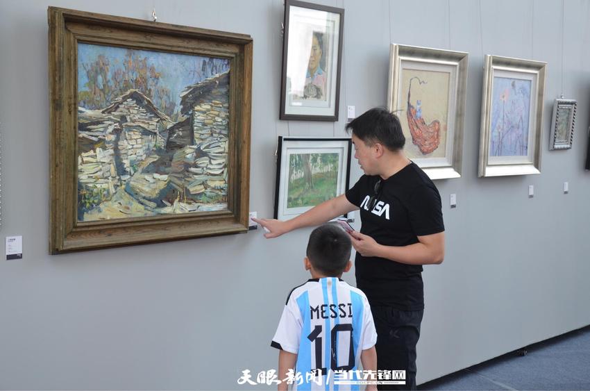 当“印象贵州”与“印象莫奈”不期而遇，贵阳铁建城的这场“展中展”，你可千万别错过哦！