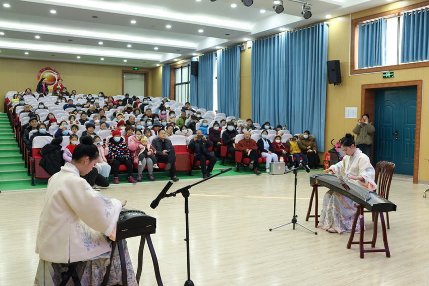 郑州民生耳鼻喉医院应邀参加社区庆新年迎新春活动