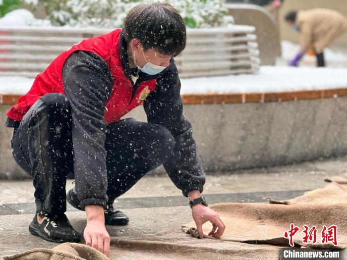 安徽合肥轨道启动应急预案 加开90余列次应急列车应对雨雪天气