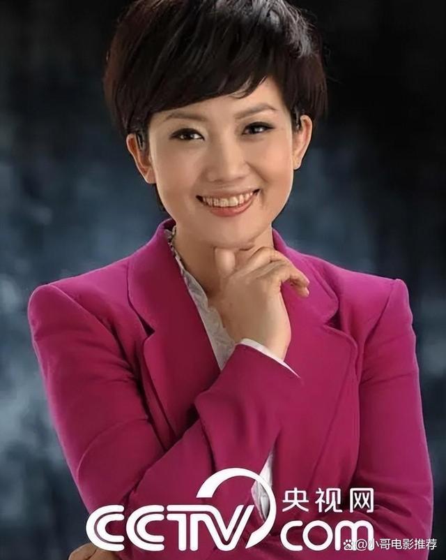 央视美女主持人王端端：嫁给老公很幸福，却被质疑直播时哭了