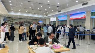 “五一”假期扬州市政府食堂向游客开放 四菜一汤套餐价格低于30元